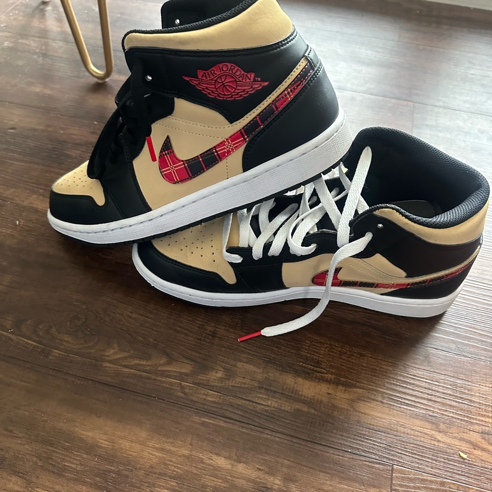 Air Jordan Black and Tan Sneakers